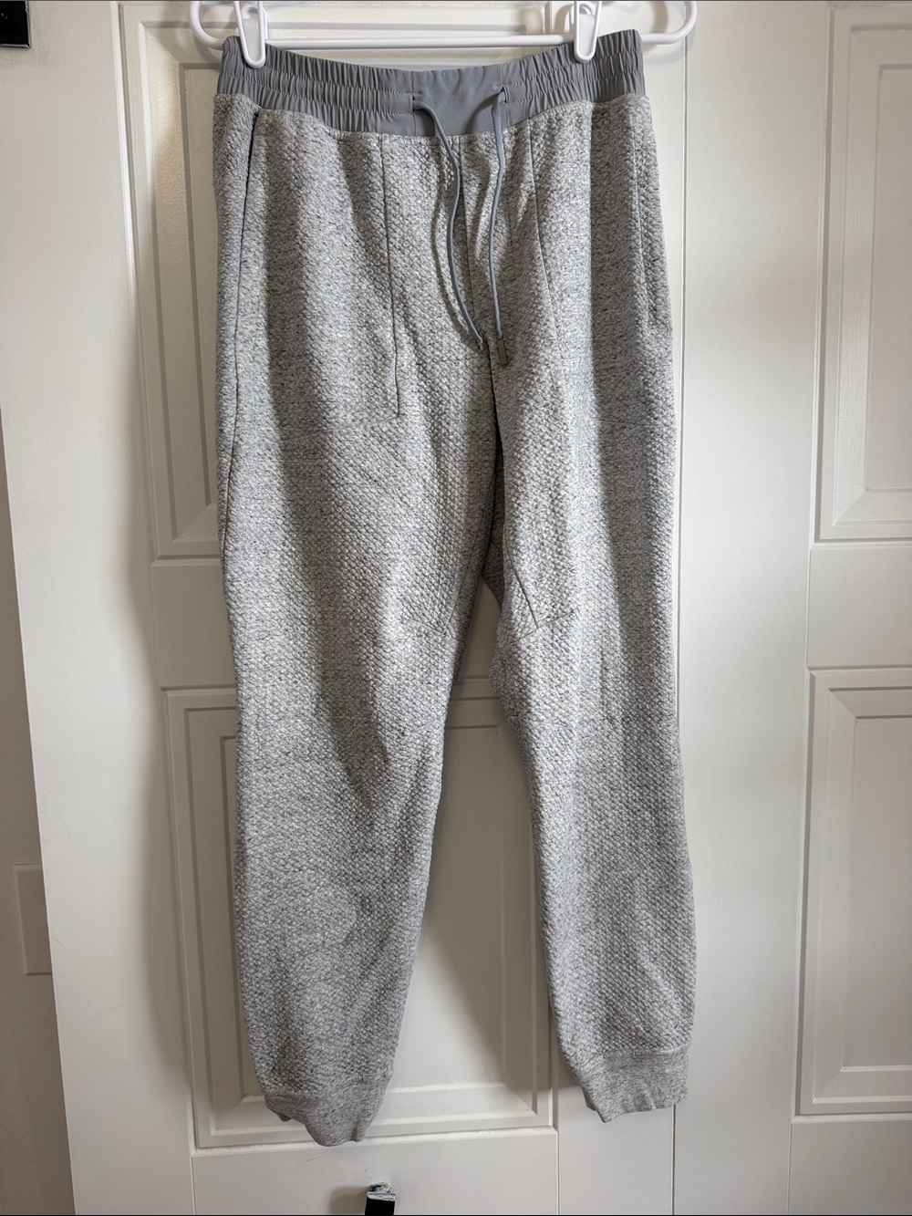 Lululemon Men's Gray Knit Jogger Pants - Lightweight Comfort